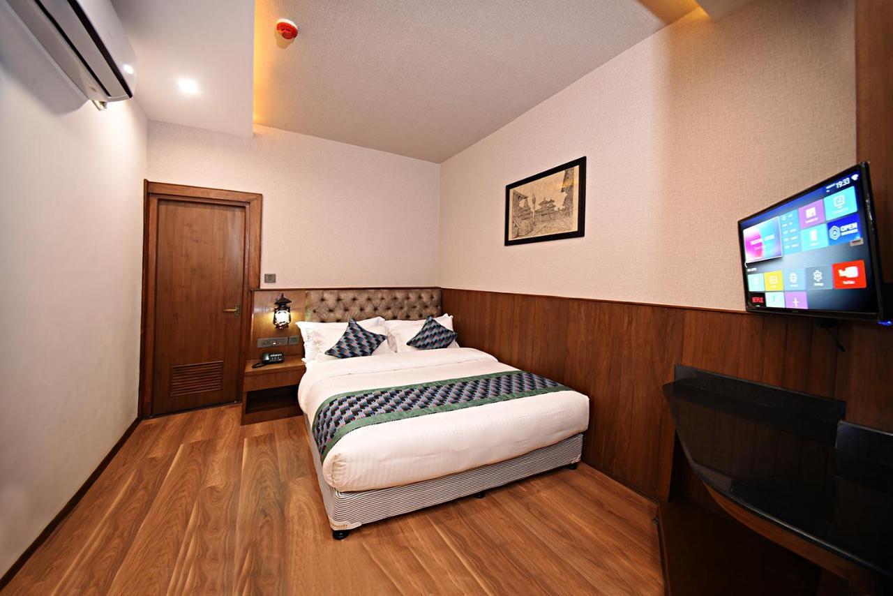 Everest Boutique Hotel Катманду Екстериор снимка