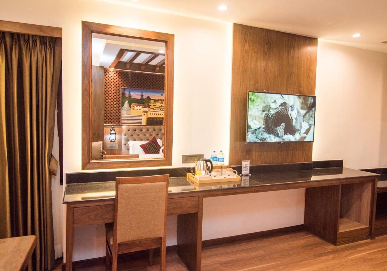 Everest Boutique Hotel Катманду Екстериор снимка