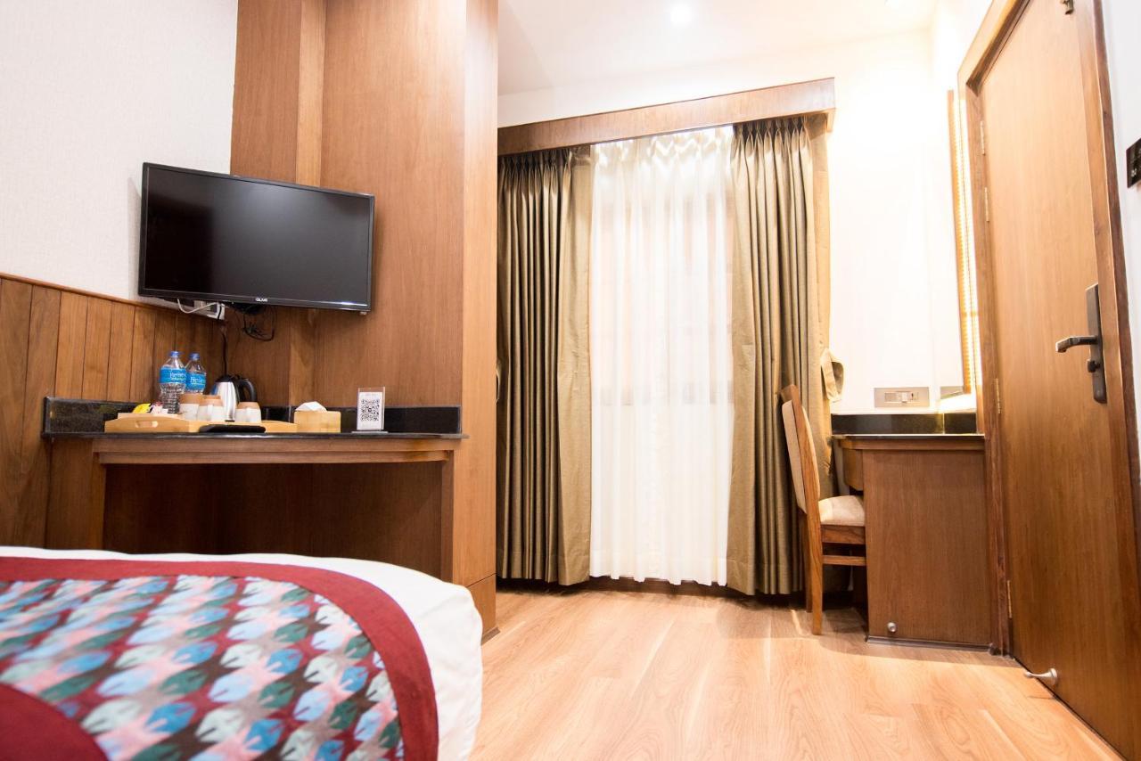 Everest Boutique Hotel Катманду Екстериор снимка