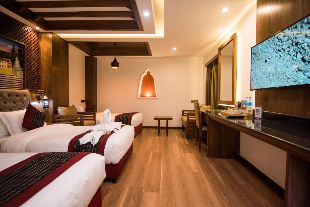 Everest Boutique Hotel Катманду Екстериор снимка